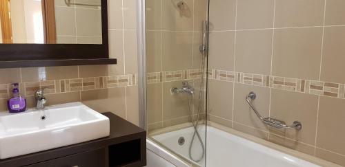 Whispering Sands Self Catering Apartment Resort