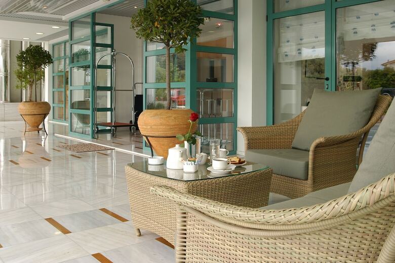 Hotel Poseidon Palace
