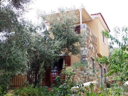 Hostal Gera's Olive Grove (elaionas Tis Geras)
