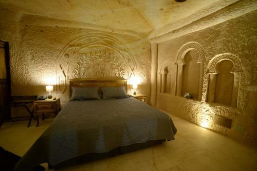 Crassus Cave Hotel