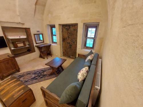 Armesos Cave Hotel