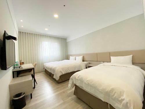 Fengjia Jinrui Hotel