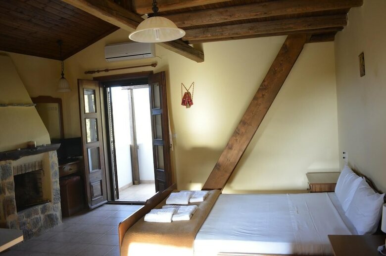 Apartamentos Ellinospito
