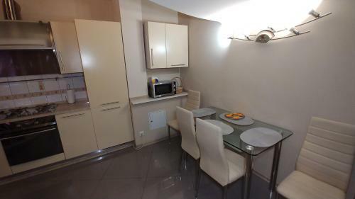 Apartamento Luxe. Two Bedrooms. 1 Shota Rustaveli Str. Centre