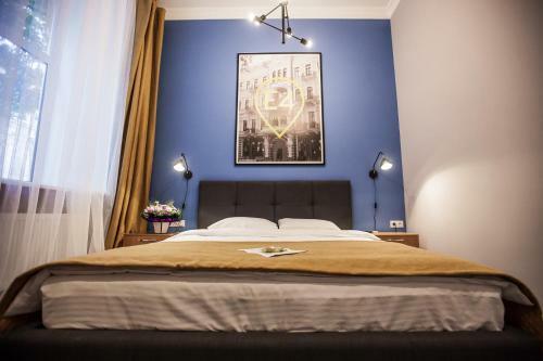 E4 Hotel