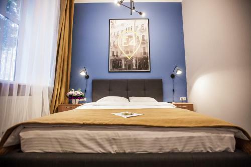 E4 Hotel