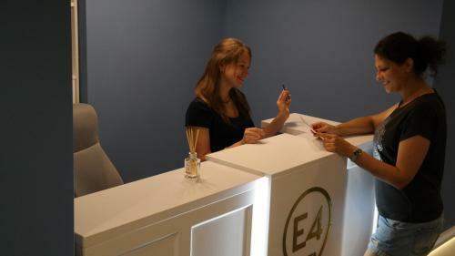 E4 Hotel