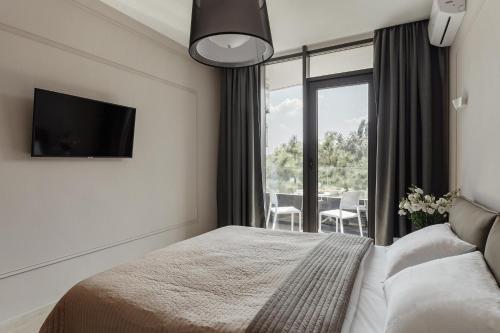 Luxury Apart-hotel Costa Fontana ??????????? ? ???? ????? ??????? 12 ??