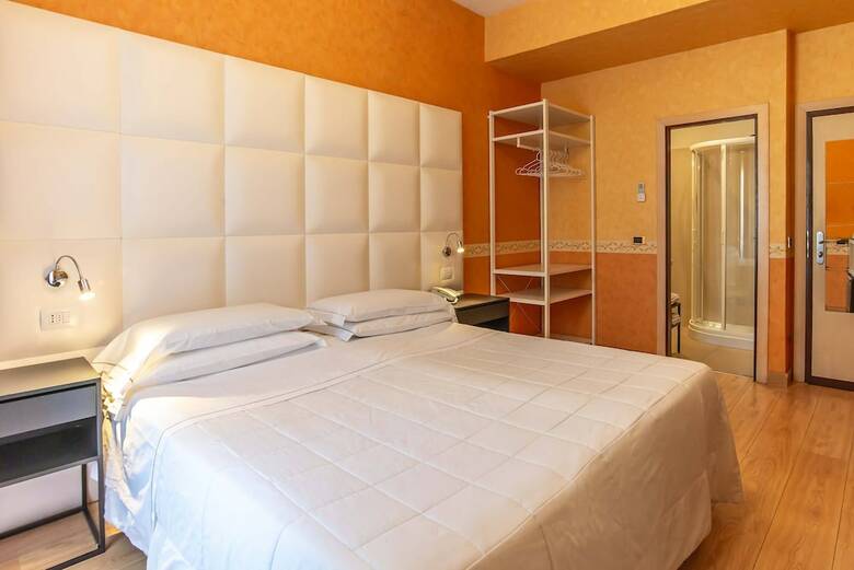 Hotel Jane