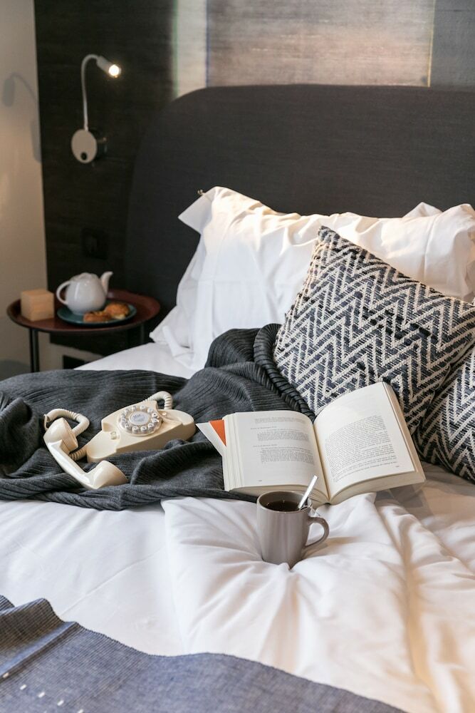 Best Western Hotel So�co By Happyculture