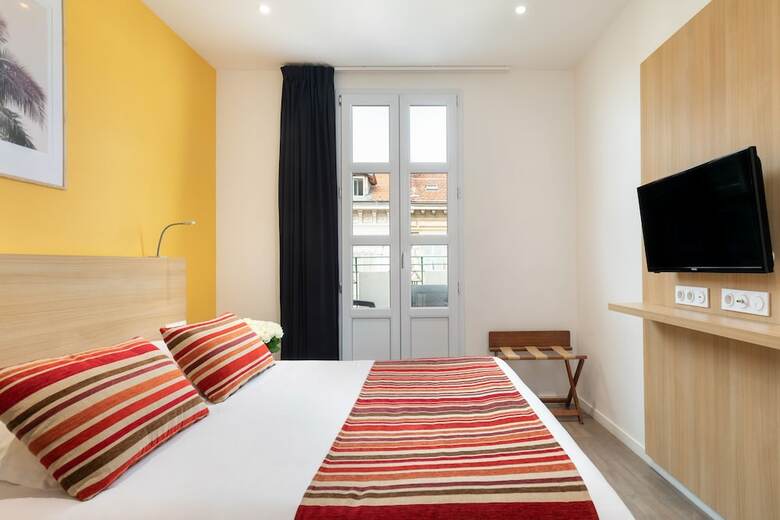 Nicea Hotel