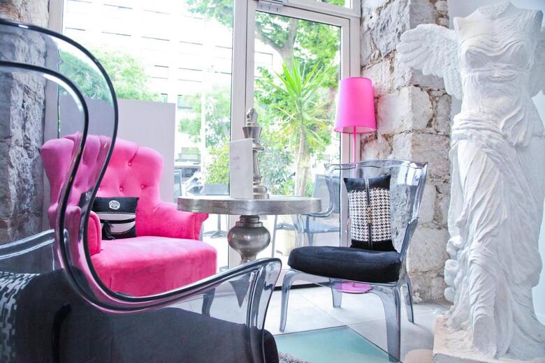 Nouvel Hotel Kinzy