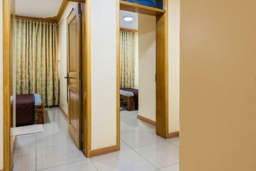 Apartment For 24 People In Blue Pearl - Kampala