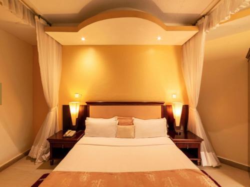 Apartamento Royal Suites Hotel - Tree-bedrooms Suite 2