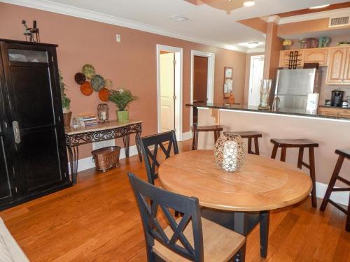 Apartamento 411 Holiday Isle 411 Condo