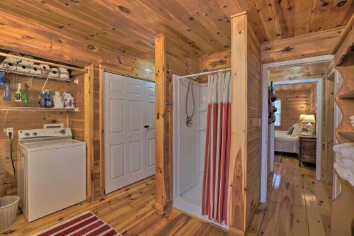 Mtn Abode With Wifi, 2 Mi To Little River Canyon!