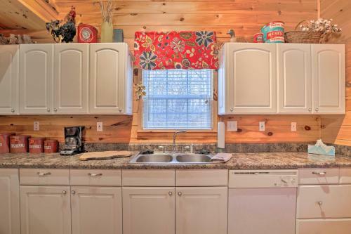 Mtn Abode With Wifi, 2 Mi To Little River Canyon!