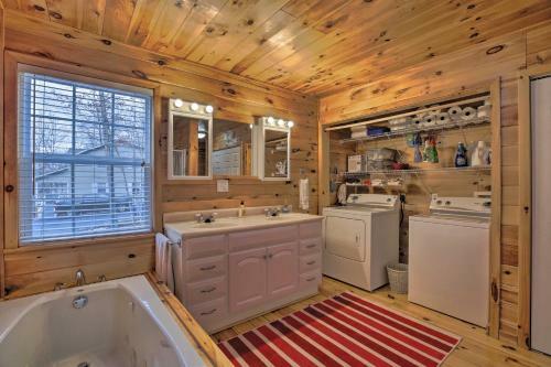 Mtn Abode With Wifi, 2 Mi To Little River Canyon!
