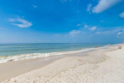 Island Winds West By Brett-robinson Vacations