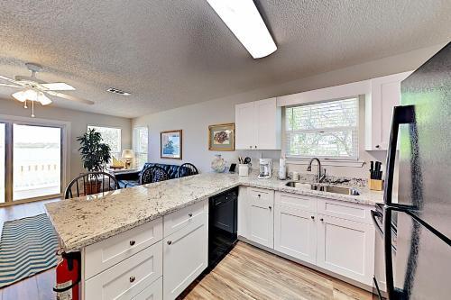 Apartamento New Listing! Blue Heron East On Lagoon Duplex