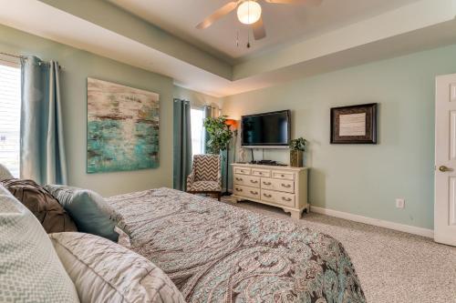 Blue Parrot West 6