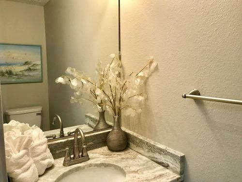 Tropic Isle By Gulf Shores Rentals