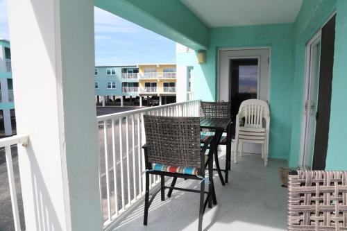 Apartamento Harbor House B17 Condo