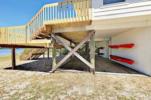 Apartamento New Listing! Blue Heron: 2 Lagoon-front Units Duplex
