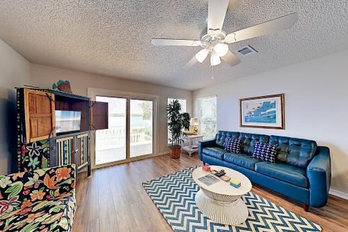 Apartamento New Listing! Blue Heron: 2 Lagoon-front Units Duplex