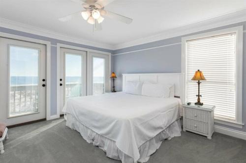 Aqua 99 By Meyer Vacation Rentals
