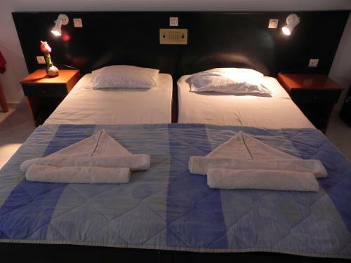 Apartamentos Ardani Bay Studios