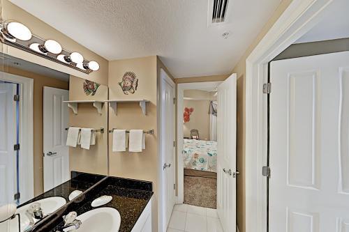 Apartamento Corner Unit - Huge Wraparound Balcony, Pools & Gym Condo