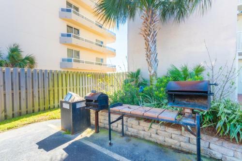 Apartamento Sunswept 201, 3br Beachfront View W Private Balcony