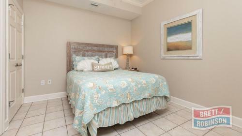Hotel Phoenix On The Bay 2 By Brett Robinson Vacations