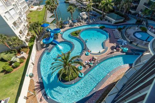 Hotel Phoenix On The Bay 2 By Brett Robinson Vacations