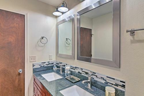 Charming Anchorage Townhome With Furnished Patio!