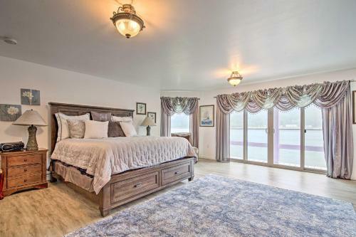 Waterfront House With Glacial Views - Near Downtown!