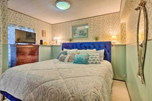 Waterfront House With Glacial Views - Near Downtown!