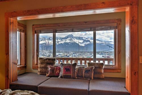 Apartamento Crows Nest Waterfront Apt With Seward Bay Views!