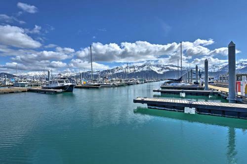 Apartamento Crows Nest Waterfront Apt With Seward Bay Views!