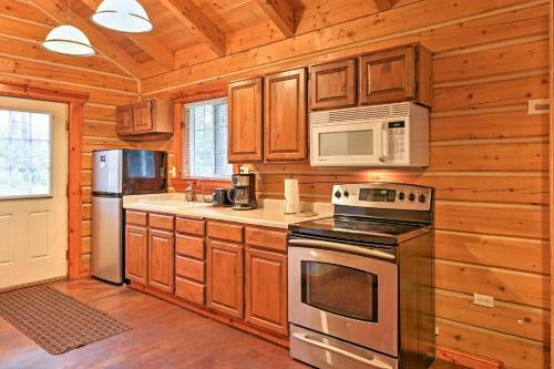 Quaint Seward Studio Cabin On Scenic Salmon Creek!