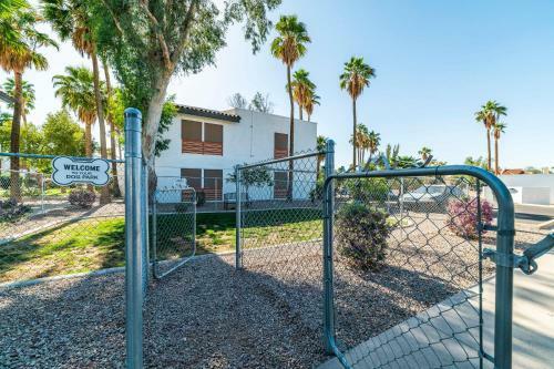 37a- Casa Grande Modern Condo 1bd W Heated Pool