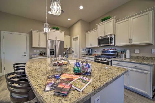 Rio Paseo Retreat With Private Patio And Pool Access!