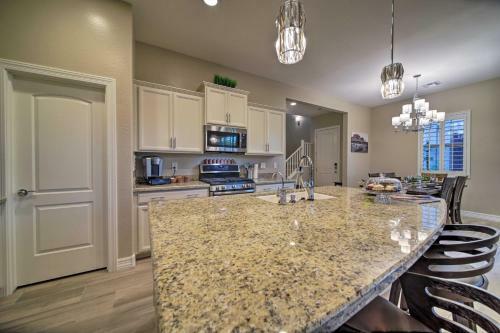 Rio Paseo Retreat With Private Patio And Pool Access!