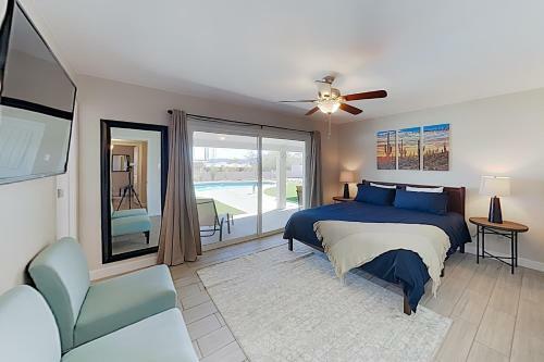 New Listing! Luxe Getaway With Pool & Mountain Views Home