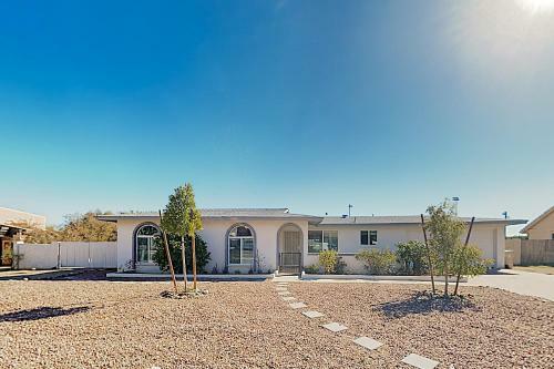 New Listing! Luxe Getaway With Pool & Mountain Views Home