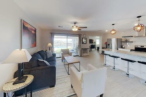 New Listing! Luxe Getaway With Pool & Mountain Views Home