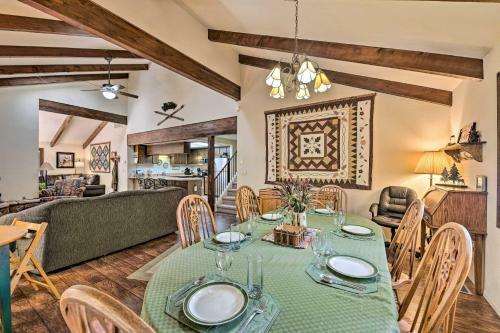 Spacious Pinetop Cabin - 7 Miles To Show Low!