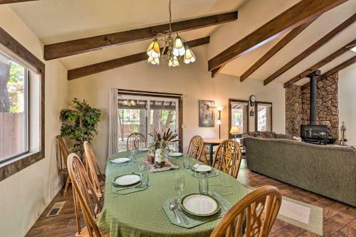 Spacious Pinetop Cabin - 7 Miles To Show Low!