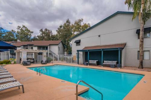 Apartamento 1br Apt In North Phoenix With Pool By Wanderjaunt